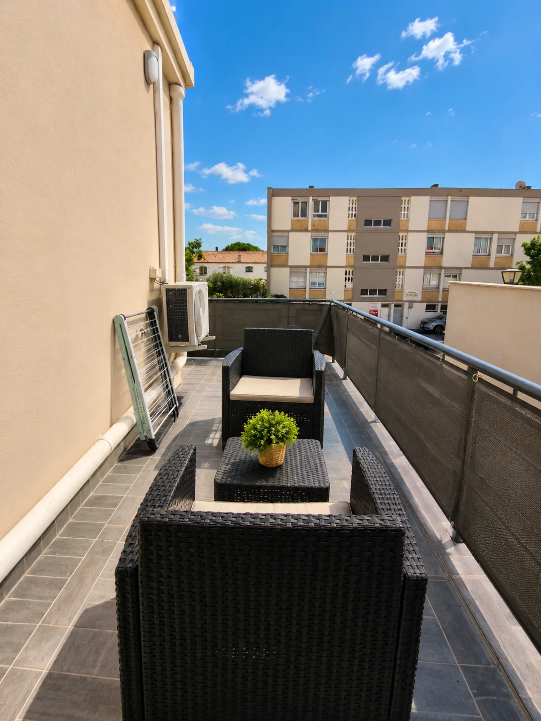 Villa du Lac N°1— T2 avec terrasse