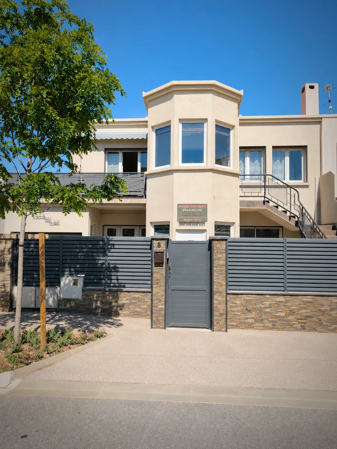 Villa du Lac T4 — Grand appartement avec jardin