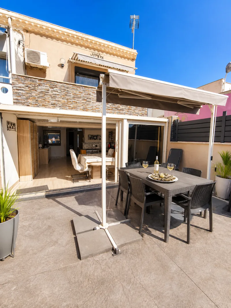 Villa du Thau T3 — Grande terrasse 25 m²